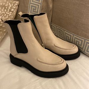 Franco sarto white leather lug sole chunky chelsea boots 5.5